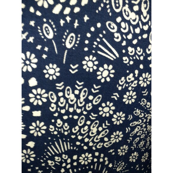 NEW TORRID Plus Size 0 0X Tunic Top Shirt Blue White Floral Short Sleeve - Picture 3 of 6